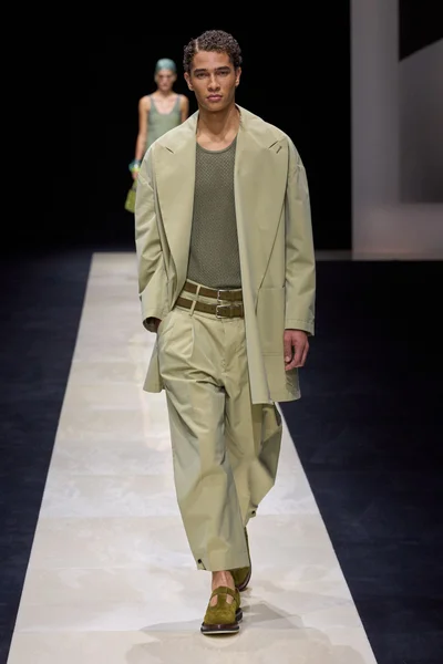 Look 45